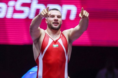 Кирил Милов празнува 28-ия си рожден ден