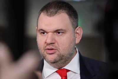 Делян Пеевски иска парламентарна комисия за разследване на дейността на фондациите на Сорос в България