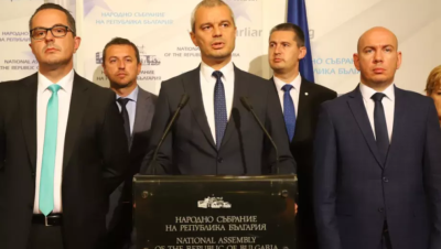 &bdquo;Възраждане&ldquo; предлага самостоятелно издигане на българското знаме и забрана за поставяне на флаговете на ЕС и НАТО