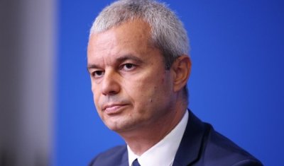 Костадинов заплаши с масови протести и влизане в институциите, ако бъде застрашен българският лев