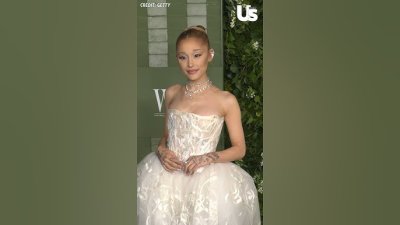 Ариана Гранде изплаши феновете си със снимка от галавечеря