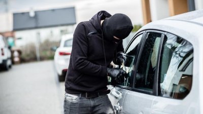 Рекорден ръст в кражбите и насилието срещу работници в търговията на дребно във Великобритания