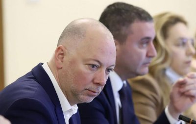 Премиерският стол на Росен Желязков - отплата за концесията на Летище &ldquo;София&rdquo;?!