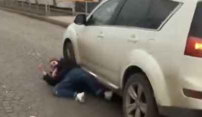 Мъжът, който преди дни се опита да се хвърля под автомобили в София, се самоуби (ВИДЕО)