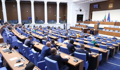 Борислав Сарафов внесе искания за сваляне на имунитетите на двама депутати