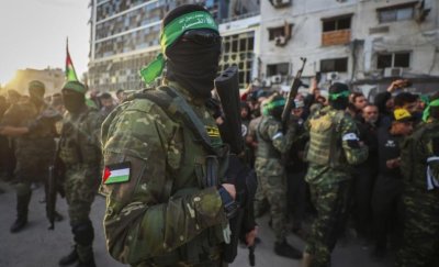 Израел подсилва южното командване след отлагане на размяната на заложници