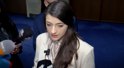 Лена и Денков скочиха срещу правилата за избор на регулатори (ВИДЕО)