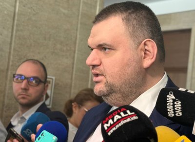 Пеевски: Дерибеите в Съвета за съвместно управление са безгласни клечици, които искат само постове и кражби (ВИДЕО)