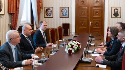 Румен Радев се срещна с новия временно управляващ посолството на САЩ