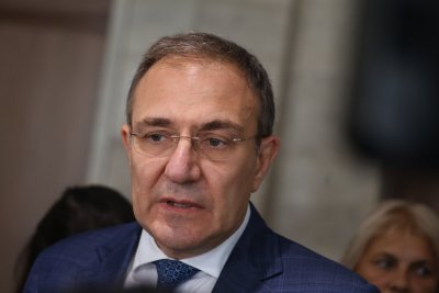 Гуцанов: Няма да се вдигат данъци, всички социални придобивки ще бъдат запазени