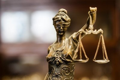 Прокуратурата, ДАНС, МВР и НСО обсъдиха вандалското посегателство срещу сградата на Европейската комисия в София