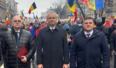 Костадин Костадинов се завърна от Румъния след реч на митинг в подкрепа на Калин Джорджеску