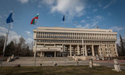МВнР: На украинския народ трябва да бъде дадена възможност да изгради отново силна, издръжлива и демократична държава