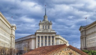 Експерти коментираха предизвикателствата пред кабинета "Желязков"