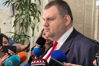 Пеевски: Доган се е събудил след някой запой и е изкомандвал малките си палави слуги! (ВИДЕО)