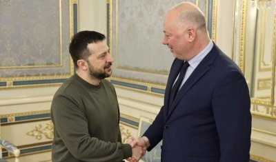 ТРАГЕДИЯ И СРАМ: Желязков се чу със Зеленски, за да му благодари!