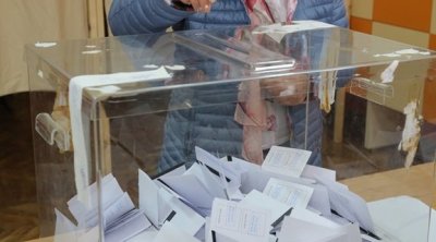 Управляващото мнозинство подкрепя запазването на хартиените бюлетини