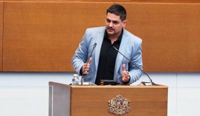 Възстановена е парламентарната група на политическа партия МЕЧ