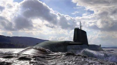 Великобритания заплашва Русия с ядрени подводници, които едва се държат на повърхността