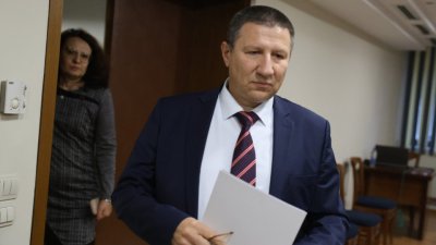 Борислав Сарафов сезира МВР за проверки на нощни заведения и обществени обекти