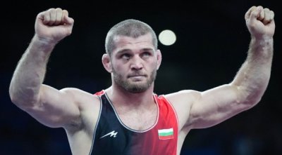 Рамазанов се класира за финала на Европейското по борба