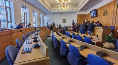 Извънредно заседание на СОС: Обсъждат кризата с отпадъците в София