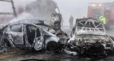 Трагичен инцидент в Гърция: Двама загинали при катастрофа на пътя Егнатия Одос (ВИДЕО)