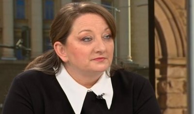 Сачева: Правителството ще остане, докато Борисов реши