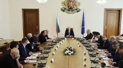 Правителството изготви план с 37 мерки срещу катастрофите на пътя