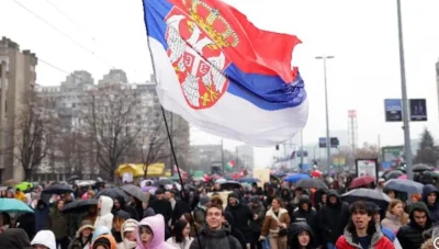 Протестиращи в Сърбия искат разследване за посещението на Вучич в болница с пострадали от Кочани