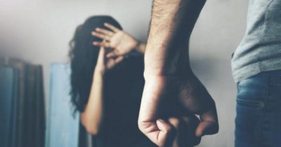 Обвинение срещу мъж за убийство на майка му с особена жестокост в условията на домашно насилие