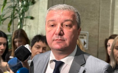 Драгомир Стойнев: Вотът на недоверие е саботаж, а не алтернатива (ВИДЕО)