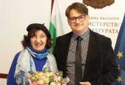 След &ldquo;Капките&rdquo;: Държавата подава ръка на Мими Николова