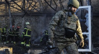 Украински дронове унищожават 77 000 вражески цели, докато Русия напредва в Донецк