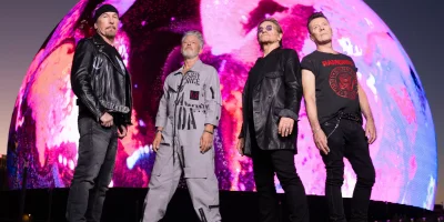 U2 пуснаха нова песен (ВИДЕО)