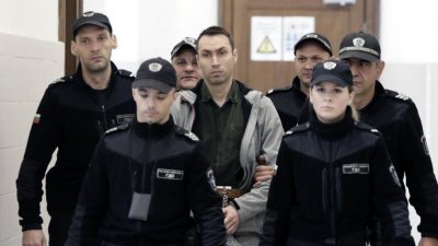 Съпругът на Евгения, намерена в куфар: Тя се удари в ръба на шкаф, падна и разбрах, че съм я убил