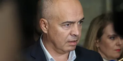 Свиленски: Тагарев е вреден за България!