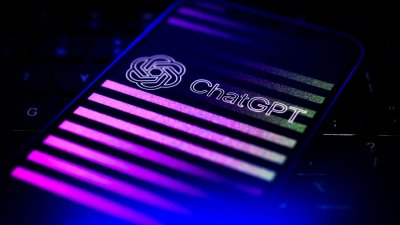Потребителите вече могат да разговарят с ChatGPT