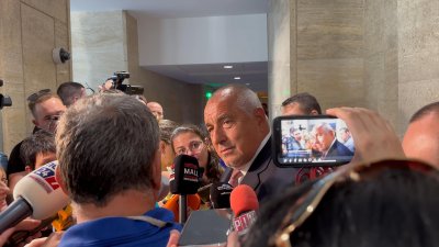Бойко Борисов не пожела да отговори на MEDIAMALL за назначаването на 80-годишни дядовци на високи държавни постове