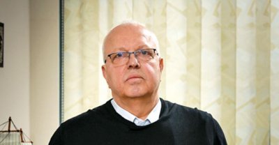 ИЗМАМА! Олигархът Маджаров продавал овче сирене, направено от евтино краве!