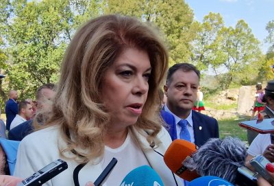 Илияна Йотова: "Сглобката" се опитва да сложи ръка върху службите, но президентът Радев няма да допусне това!