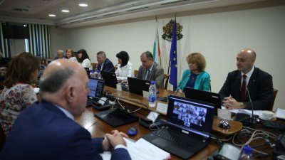 ВСС не одобрява предлаганите от ПП-ДБ промени в Конституцията