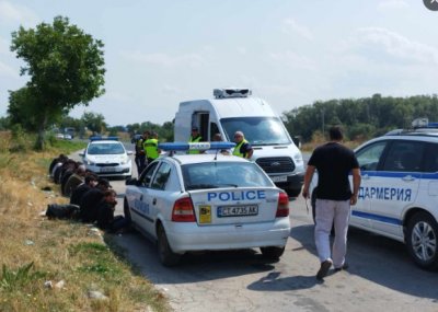 Вижте тарторката на групата за мигранти, която ГДБОП залови при акция