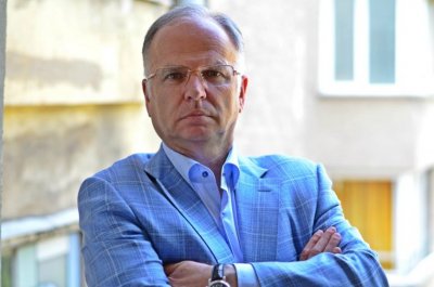 Боян Чуков: Службите се превърнаха в инструменти за забавление на управляващите, които ги използват за определени поръчки