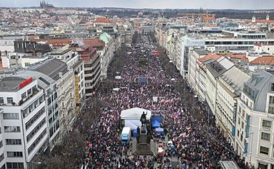 Протести в Прага срещу политиката на правителството и военната помощ за Украйна