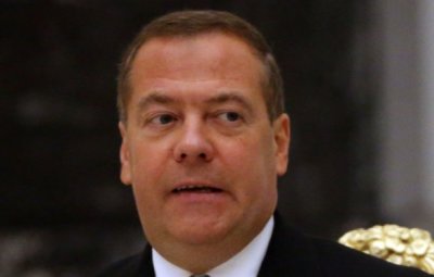 Медведев: Русия бързо ще разреши украинския конфликт, ако ЕС и САЩ си измият ръцете