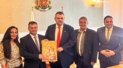 Делян Пеевски включи още трима кметове от област Кюстендил в стратегията "Ново начало"