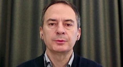 Разследващият палячо Христо Грозев избухна с нови разкрития за плановете на Путин