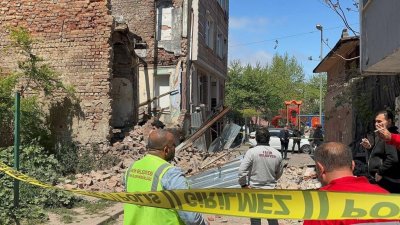 Земетресение от 6.2 по Рихтер удари Истанбул