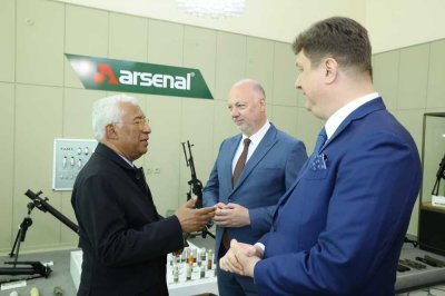 Росен Желязков и Антонио Коща: Българската отбранителна индустрия е стратегически партньор за сигурността на Европа (СНИМКИ)